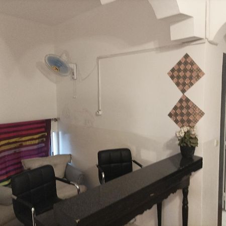 Brise De Mer Appartement Meuble Djibouti City Esterno foto